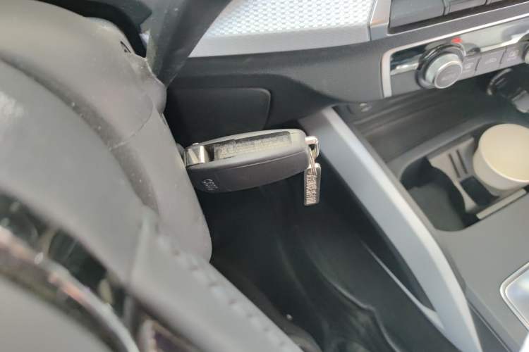 Used Audi Q2L 2018 35 TFSI Fashionable & Elegant Version China VI Emission Standard