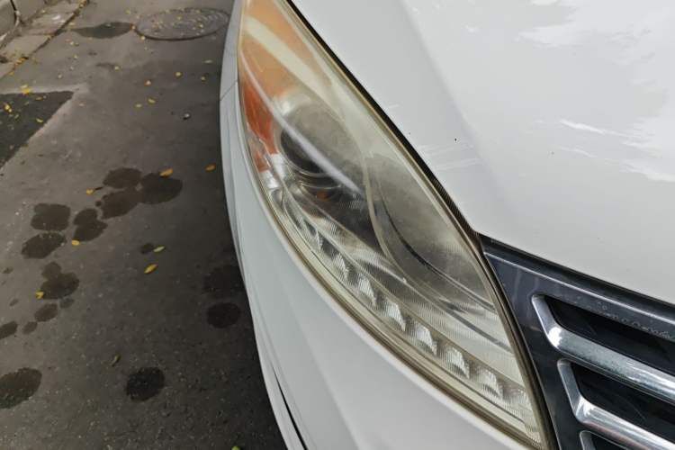 Used GAC Trumpchi GS5 2014 2.0L Automatic Two-Wheel Drive Deluxe Edition Right Front Headlight