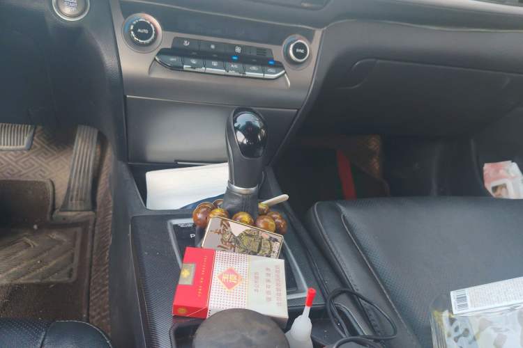 Used Hyundai Mistra 2017 1.8L Automatic Deluxe DLX Model China V Emission Standard Gear Lever