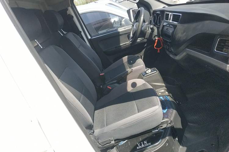 Used Foton Skyworth EV6 2023 Fast and Slow Charging Version
