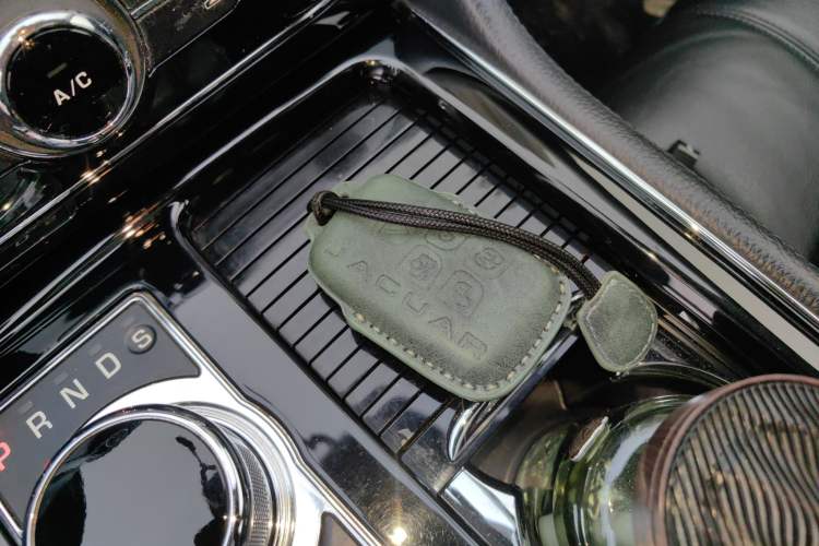 Used Jaguar XJ 2014 XJL 2.0T Two-Wheel-Drive Elegant Business Edition