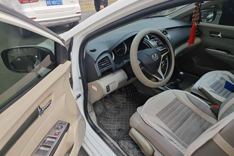 Used Honda City Classic 2012 1.5L manual Elite Edition