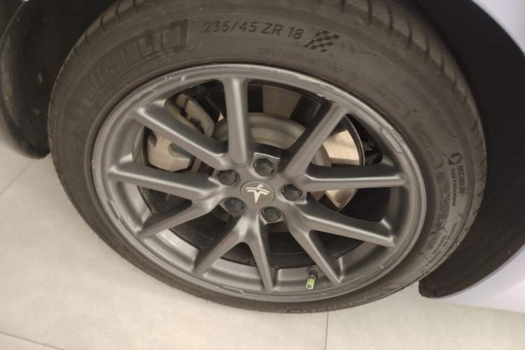 Used Tesla Model 3 2020 Long-Range Rear-Wheel-Drive Version