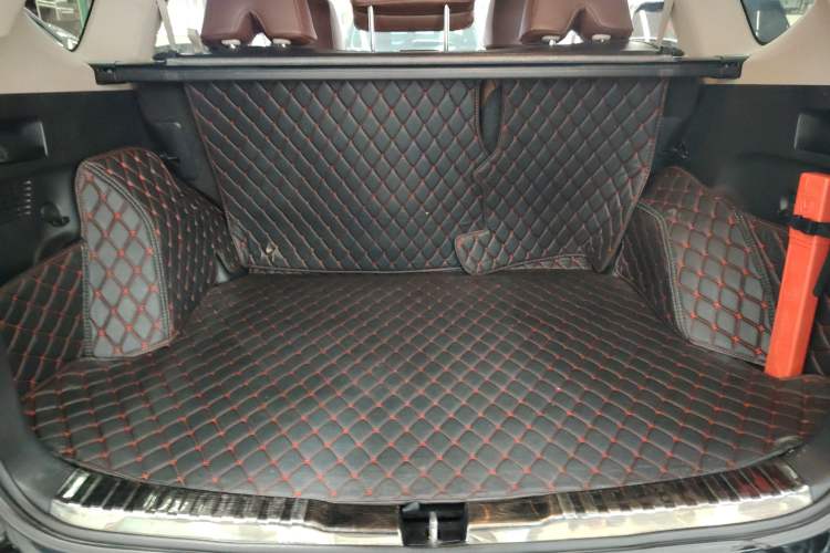 Used Honda CR-V 2016 2.0L two-wheel drive Urban Edition
