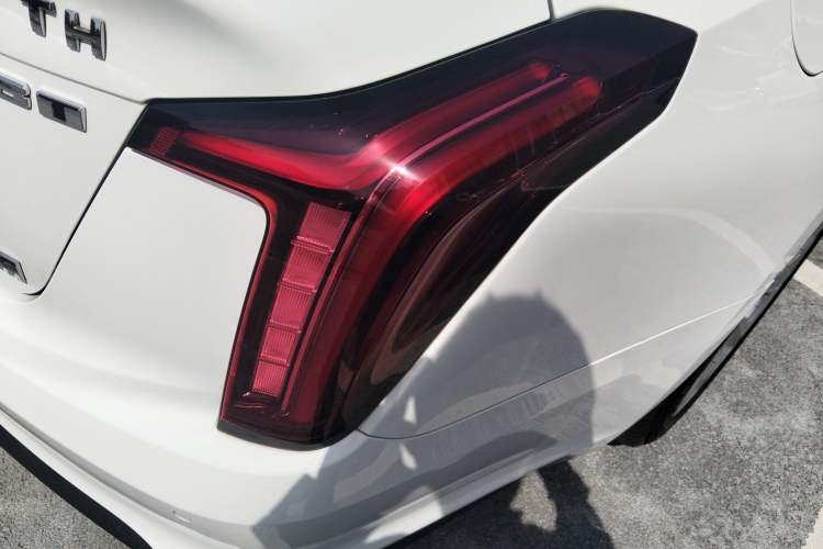 Used Cadillac CT5 2022 28T Luxury Version (Standard Edition) Right Rear Taillight