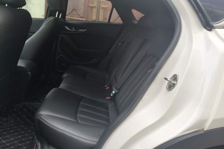 Used Mazda CX-4 2020 2.0L Automatic Two-Wheel Drive Blue Sky Dynamic Edition
