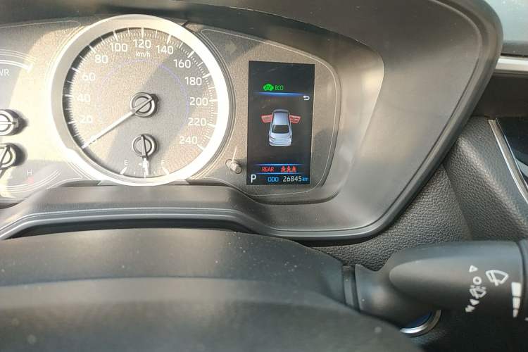 Used Toyota Corolla 2021 Dual-Engine 1.8L E-CVT Pioneer Edition Odometer Close Up