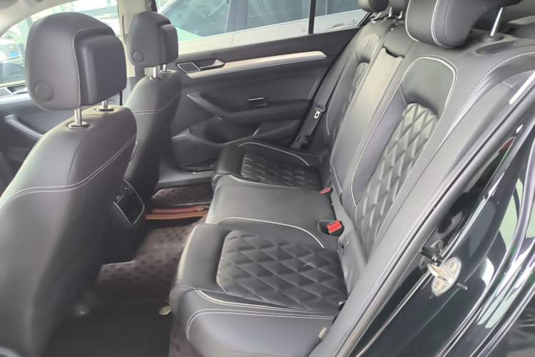 Used Volkswagen Magotan GTE Plug-in Hybrid 2022 GTE Luxury Model
