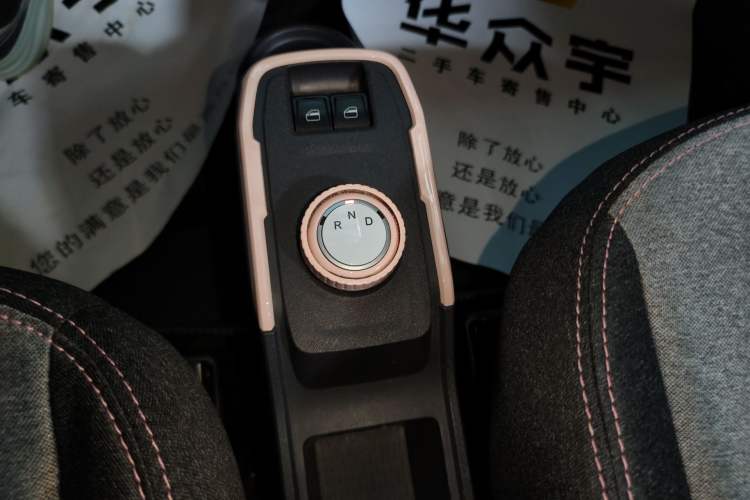 Used Chery QQ Ice Cream 2022 120km Conical Shape Lithium Iron Phosphate Gear Lever