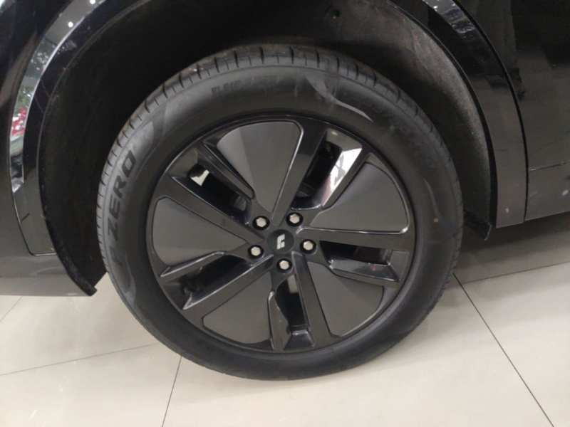 Used Li Auto L8 2024 Pro Model — 25