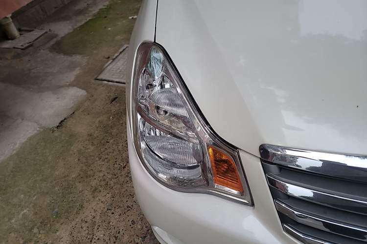 Used Nissan Sylphy 2018 Classic 1.6XE+ CVT Leading Edition Right Front Headlight