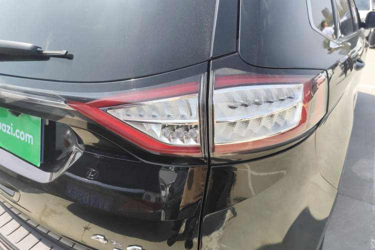 Used Ford Edge 2016 EcoBoost 245 Two-Wheel-Drive Titanium 5-Seater