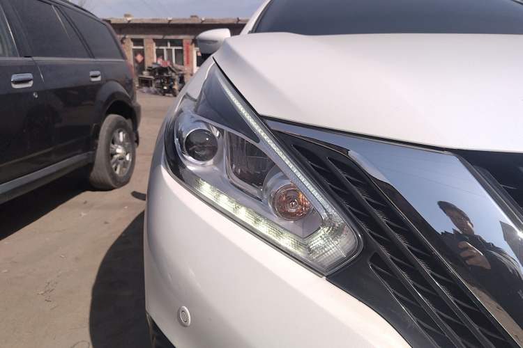 Used Nissan Murano 2021 2.5L XL Two-Wheel Drive Smart Connect Luxury Edition
