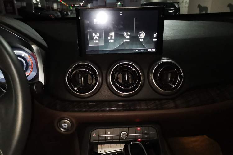 Used Wey VV5 2017 2.0T Flagship Edition
