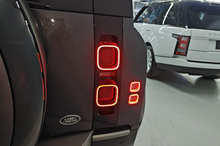 Used Land Rover Defender 2024 110 3.0T P400 X-DYNAMIC HSE