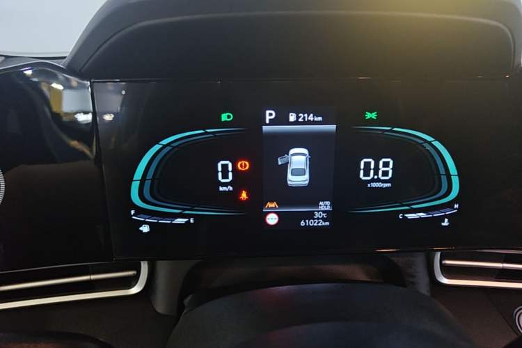 Used Hyundai Elantra 2023 1.5L CVT LUX Prestige Edition