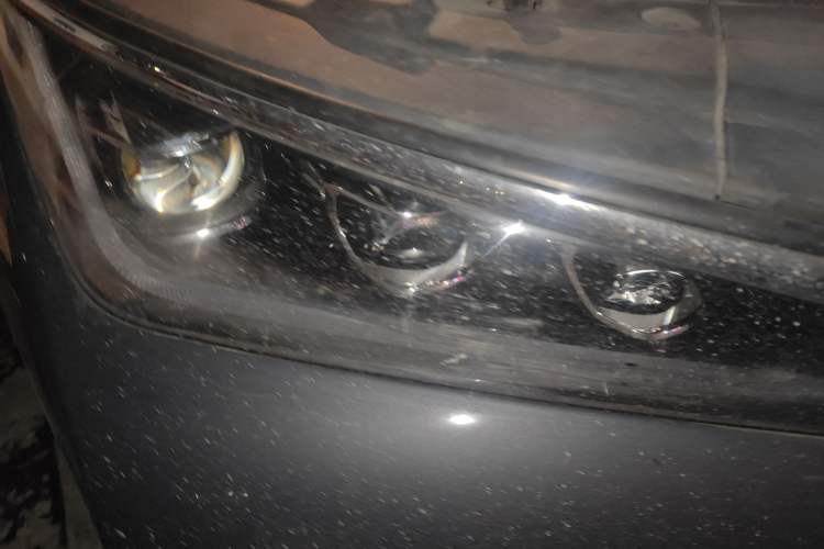 Used BYD Tang New Energy 2018 DM 2.0T All-Wheel Drive Smart Connectivity Luxury Model 7 Seats China V Emission Standard