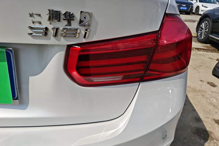 Used BMW 3 Series 2017 318i Fashion Model
