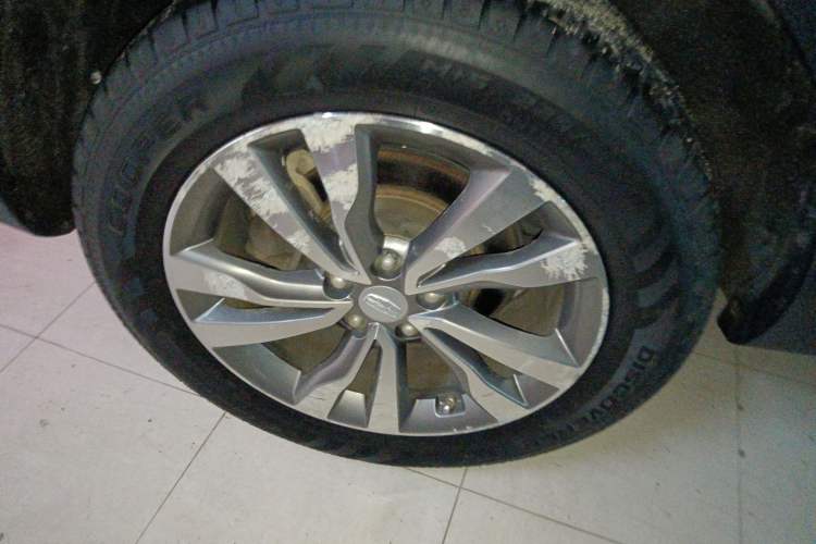 Used Geely Auto Emgrand X7 Sport 2016 1.8TD Automatic ZhiZun Version
