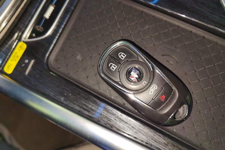 Used Buick GL8 2023 ES Lu Zun Comfort Model Interior 1