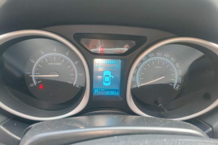 Used GAC Trumpchi GS5 2014 2.0L Automatic Two-Wheel Drive Anniversary Value Edition
