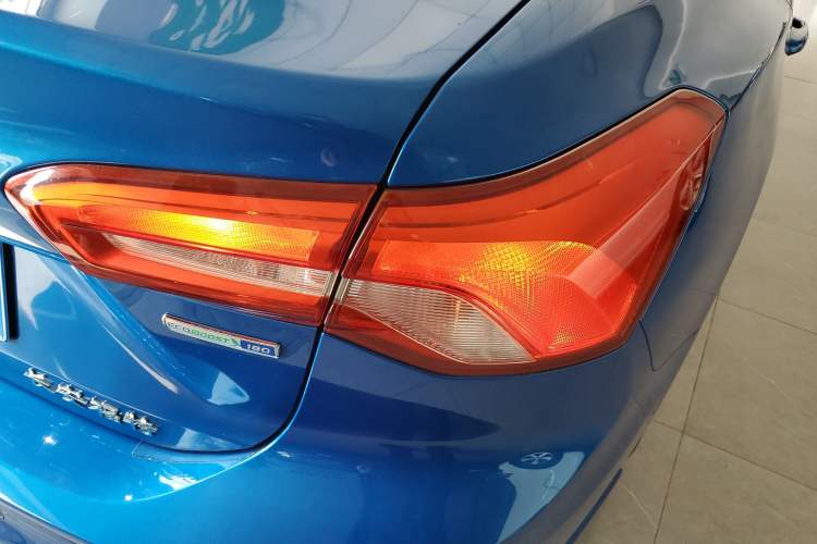 Used Ford Focus 2020 Sedan EcoBoost 180 Automatic Trend Edition