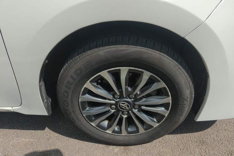 Used Toyota Corolla 2017 Revised Version 1.2T S-CVT GL