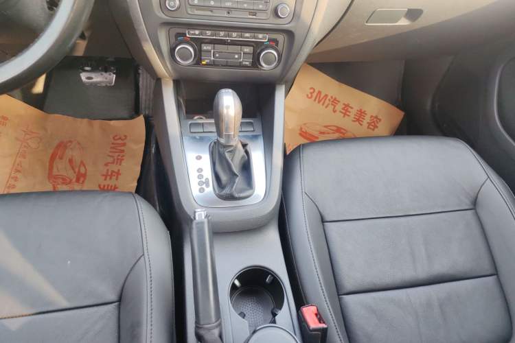 Used Volkswagen Sagitar 2014 Revised Version 1.4TSI Automatic Luxury Edition