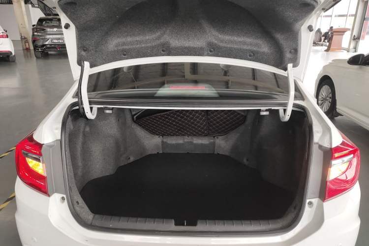 Used Honda Crider 2016 1.8L CVT Luxury Edition