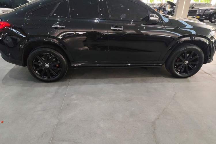 Used Mercedes-Benz GLE Coupe 2020 GLE 350 4MATIC Coupe SUV Luxury Model