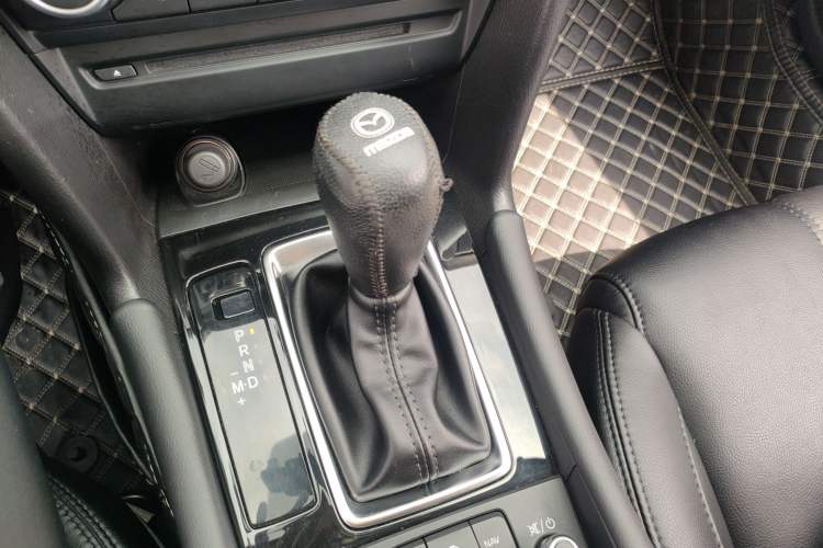 Used Mazda 3 Axela 2017 Sedan 1.5L Automatic Luxury Model Emission Standard China V