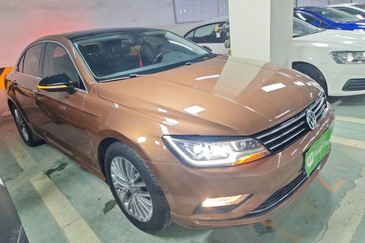 Used Volkswagen Lamando 2015 330TSI DSG Luxury Edition