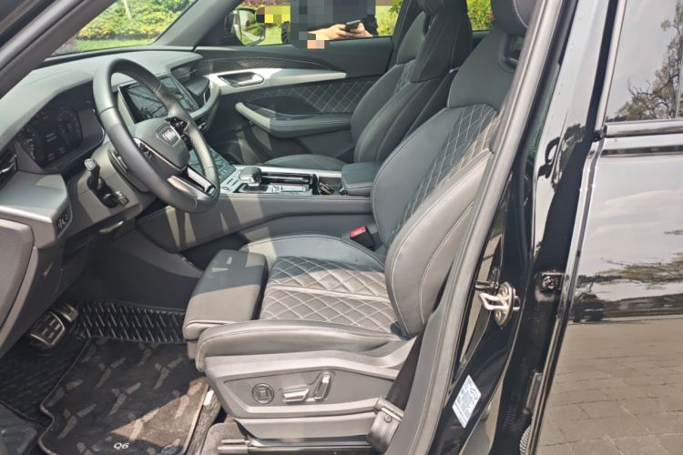 Used Audi Q6 2023 50 TFSI quattro Xingyun Edition Flying Rider Package
