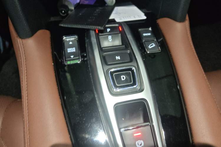 Used Honda UR-V 2020 370TURBO Two-Wheel Drive Luxury Edition