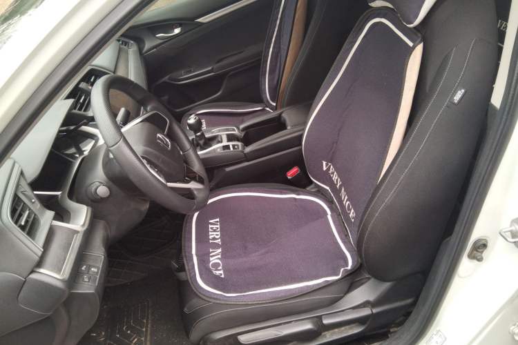 Used Honda Civic 2016 220TURBO Manual Luxury Edition
