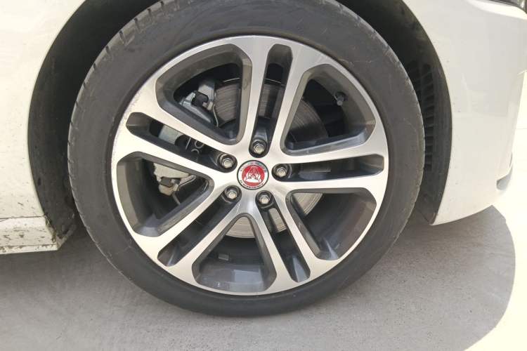 Used Jaguar XEL 2024 2.0T 250 PS R-DYNAMIC S Advanced Sport Edition
