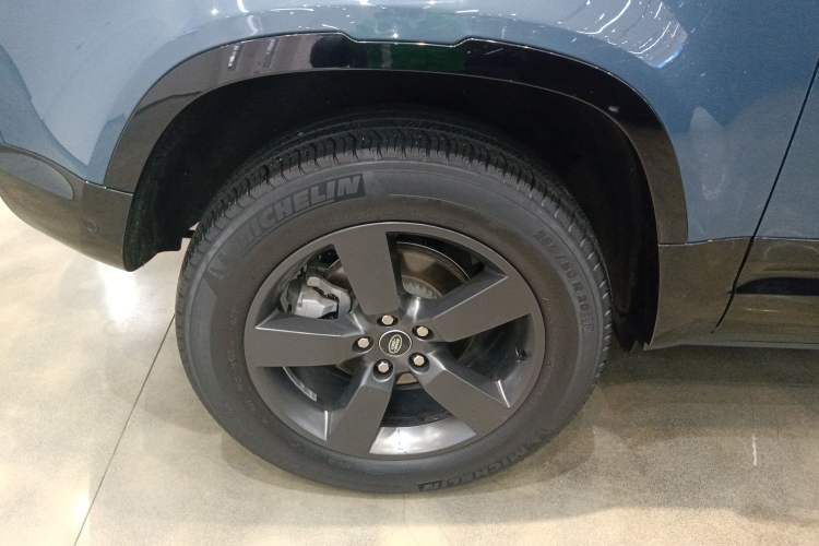 Used Land Rover Defender 2022 90 2.0T P300 X-DYNAMIC HSE