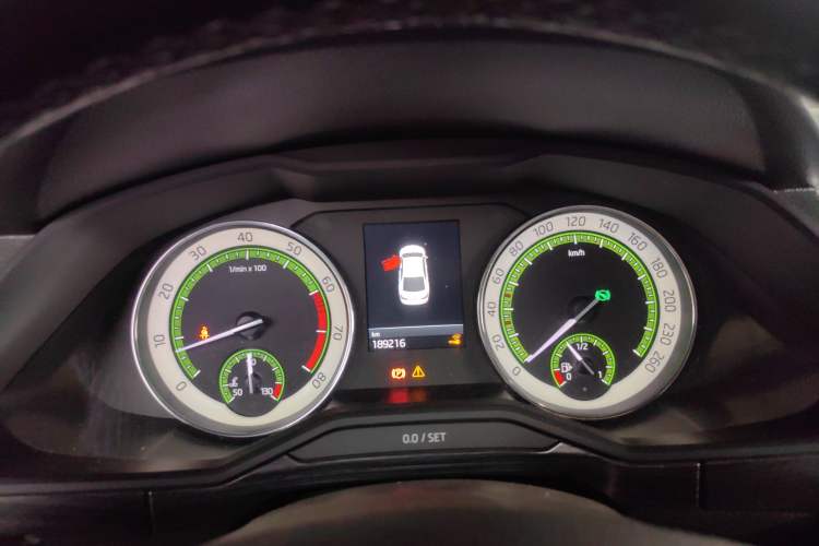 Used Skoda Superb 2018 TSI330 DSG Luxury Edition China VI Standard Instrument Cluster