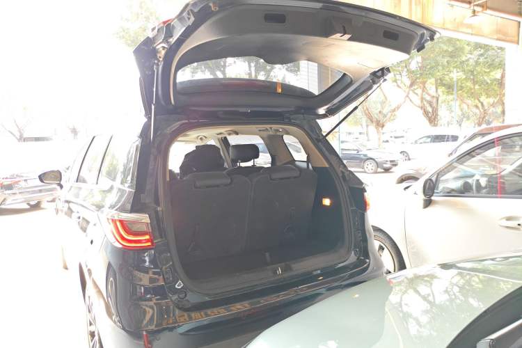 Used BYD Song MAX 2019 1.5T Automatic Smart Connect Ruiyi Model 6-Seater China V Standard