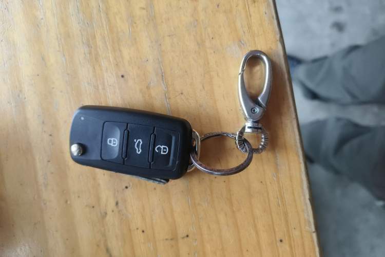 Used Volkswagen Jetta 2017 1.4L Manual Fashion Edition