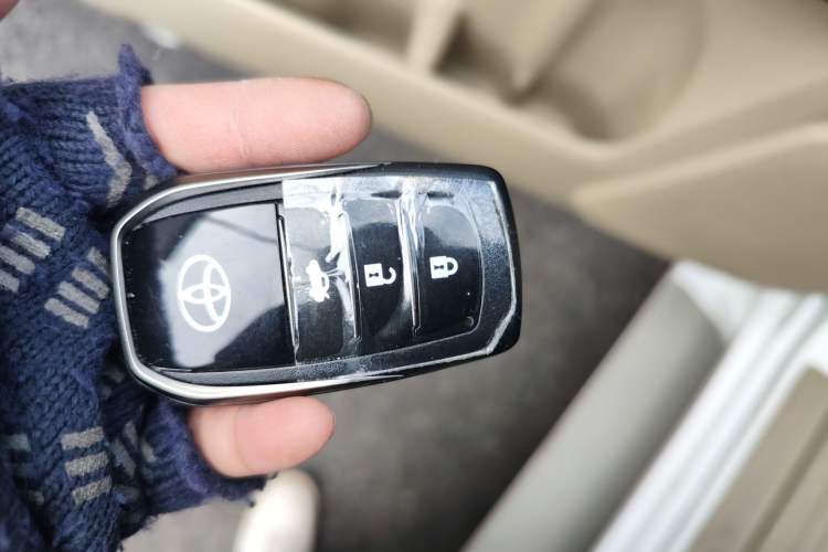 Used Toyota Prado 2010 4.0L Automatic TX-L
