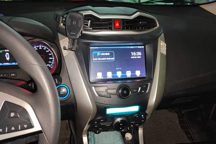 Used BYD Yuan New Energy 2018 EV360 Smart Connect Cool Edition
