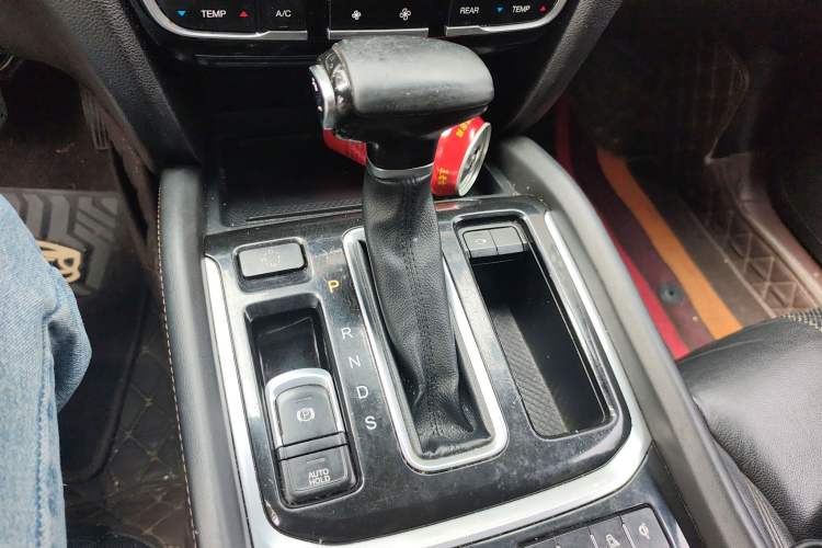 Used GAC Trumpchi GS8 2017 320T Two-Wheel Drive Luxury Smart Connectivity Version (7 Seats)