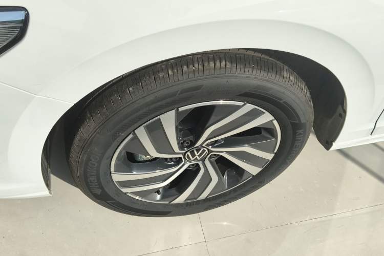 Used Volkswagen Bora 2025 Facelifted 200TSI DSG Yuexing Navigation Edition

