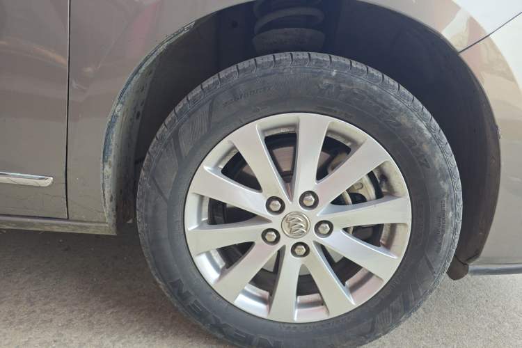 Used Buick GL8 2018 28T Luxury Model China VI Standard