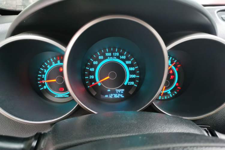 Used Changan Eado 2012 1.6L Manual Luxury Model China IV Standard
