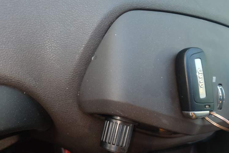 Used Jeep Renegade 2016 1.4T Automatic Jingneng Version+ Vehicle Key