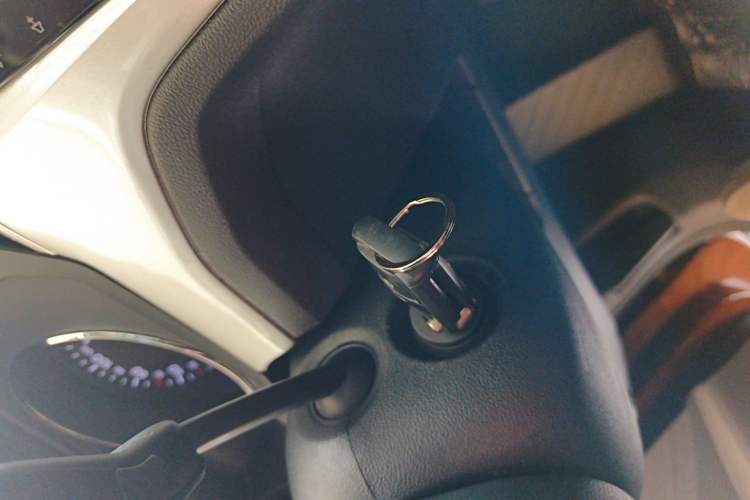 Used Volkswagen Lamando 2015 230TSI DSG Fashion Edition
