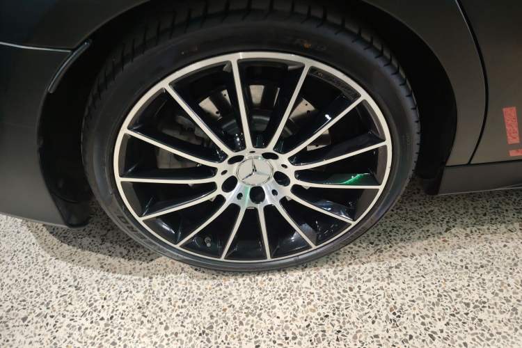 Used Mercedes-Benz A AMG 2023 AMG A 35 L 4MATIC Exterior 5