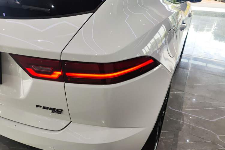 Used Jaguar E-PACE 2024 YAO Black Sport Edition R-DYNAMIC SE BLACK